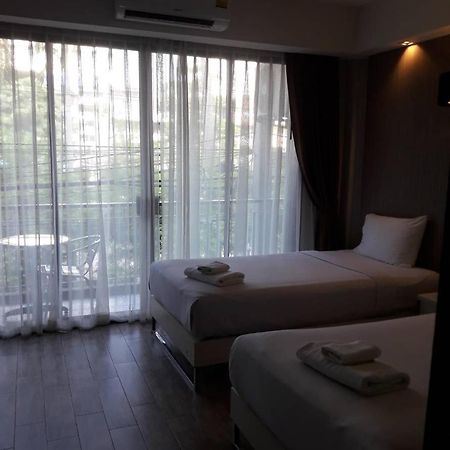 Inn Place Serviced Residence Pattaya Buitenkant foto