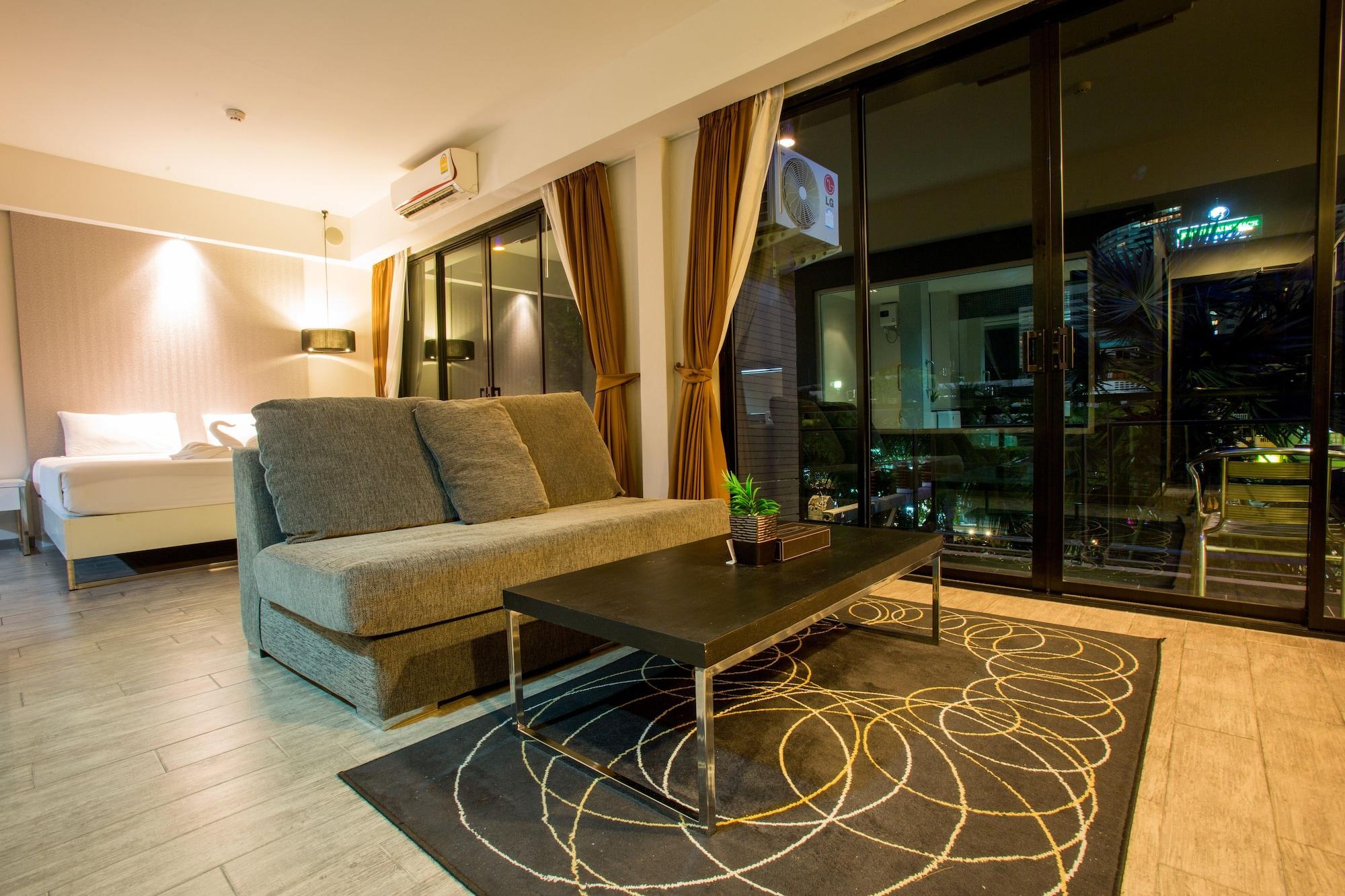 Inn Place Serviced Residence Pattaya Buitenkant foto