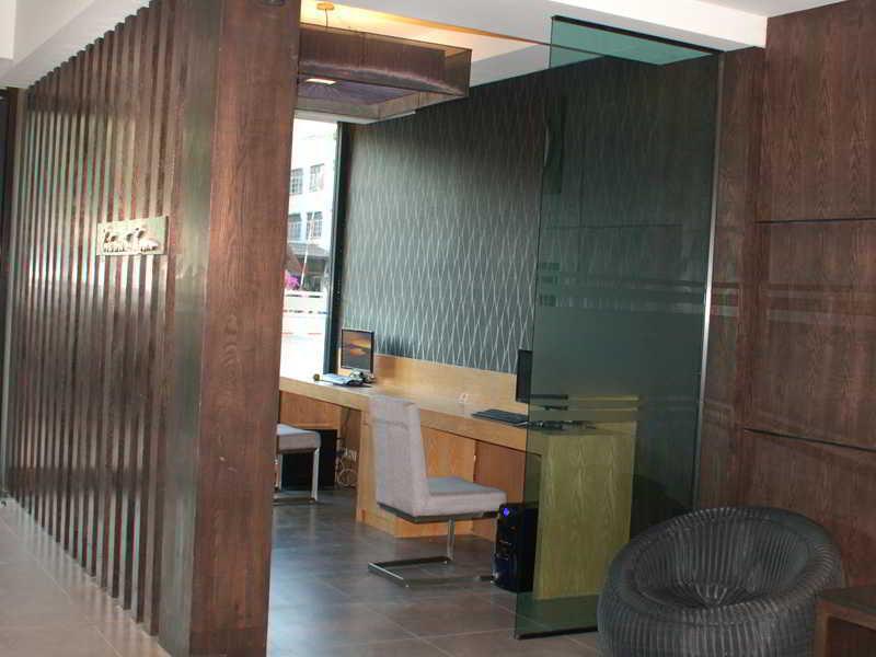 Inn Place Serviced Residence Pattaya Buitenkant foto