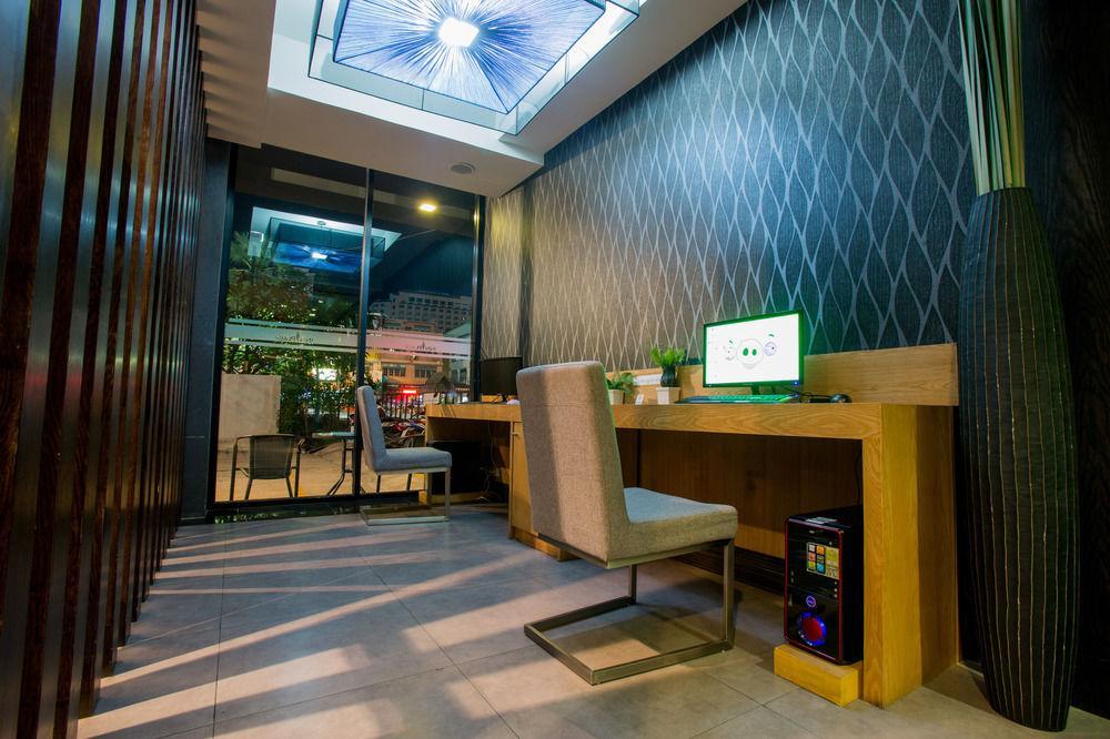 Inn Place Serviced Residence Pattaya Buitenkant foto