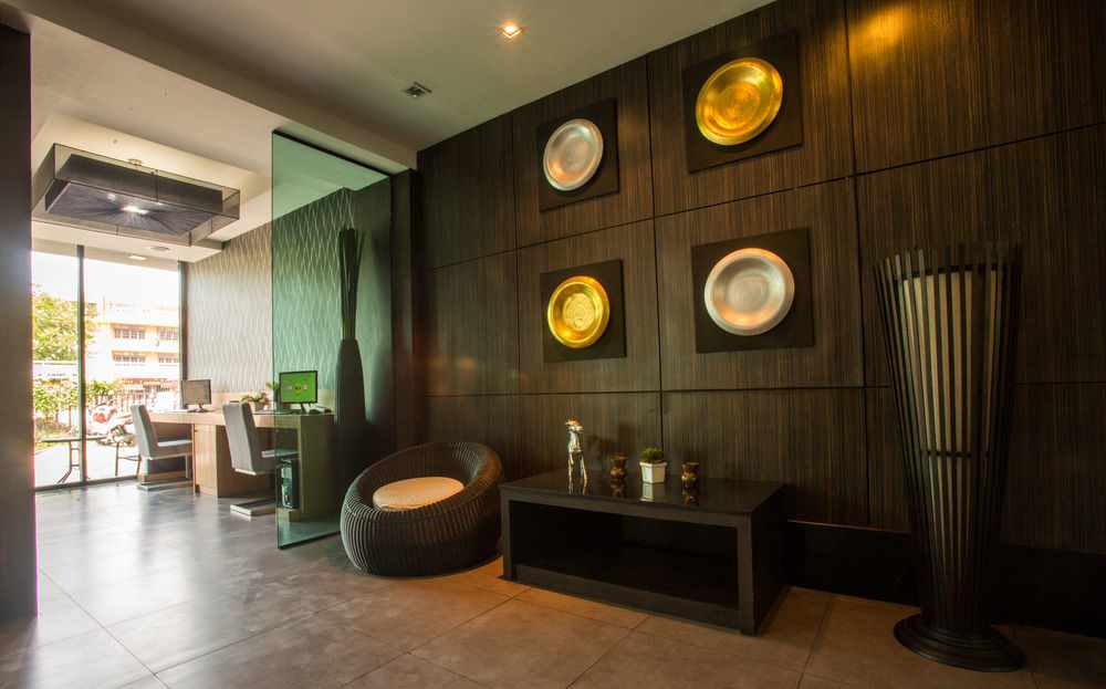 Inn Place Serviced Residence Pattaya Buitenkant foto