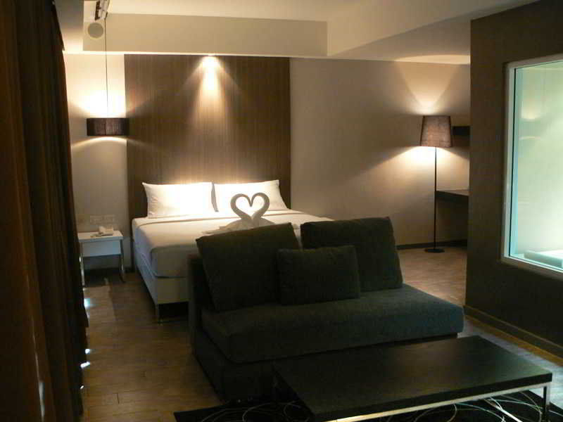 Inn Place Serviced Residence Pattaya Buitenkant foto