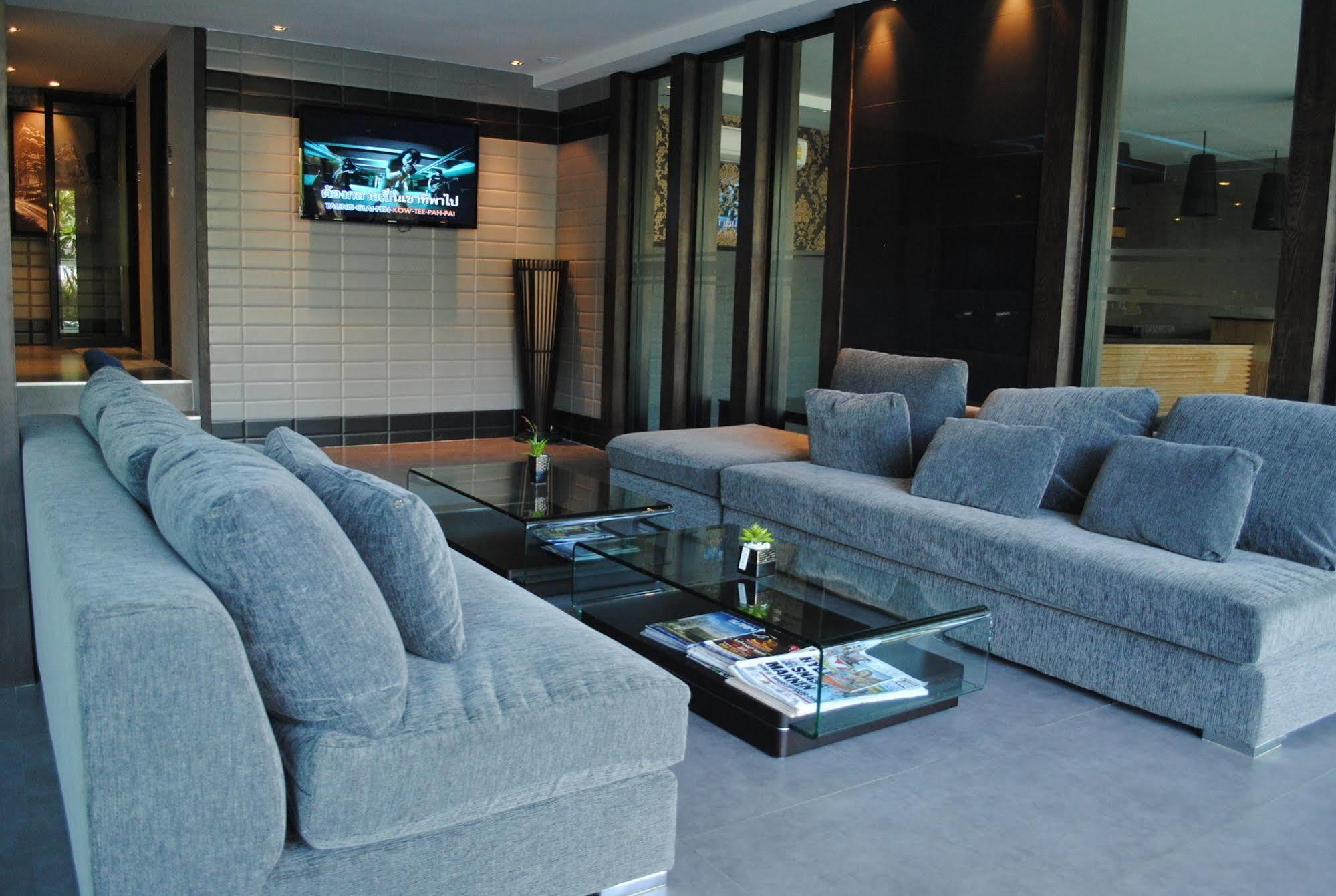 Inn Place Serviced Residence Pattaya Buitenkant foto